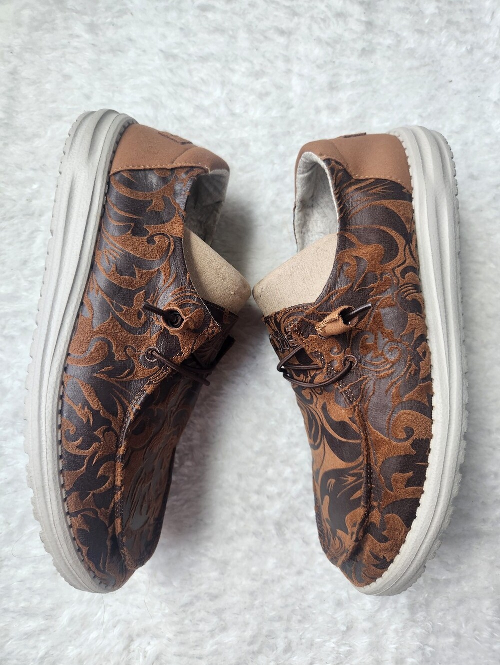 Hey Dude Womens Ranch Saddle Wendy Shoes - Picture 7 of 13